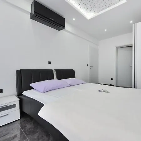 Ferienhaus Adriatic - Two Bedroom With Pool