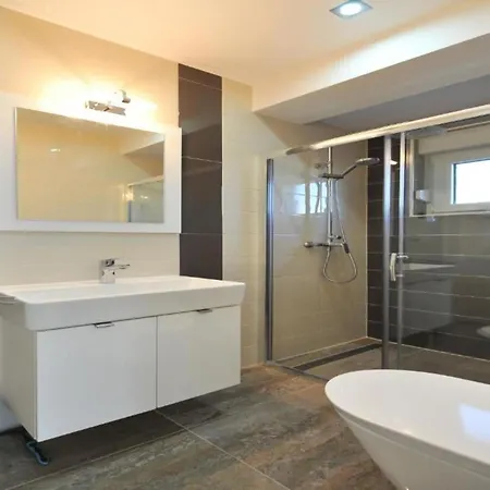 Ferienhaus Adriatic - Two Bedroom With Pool *