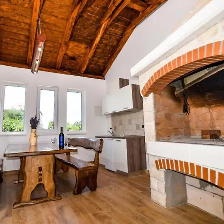 بيت للعطل Adriatic - Two Bedroom With Pool *