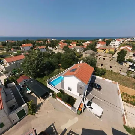 Adriatic - Two Bedroom With Pool بيت للعطل *