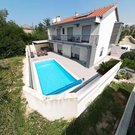 Adriatic - Two Bedroom With Pool * Privlaka (Zadar)